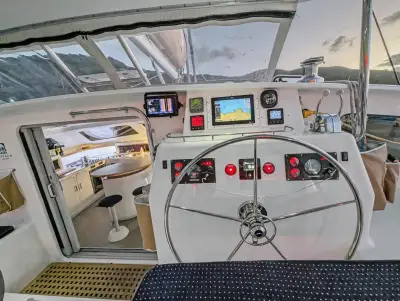 S/V Tropicalia — Voyage 500 catamaran