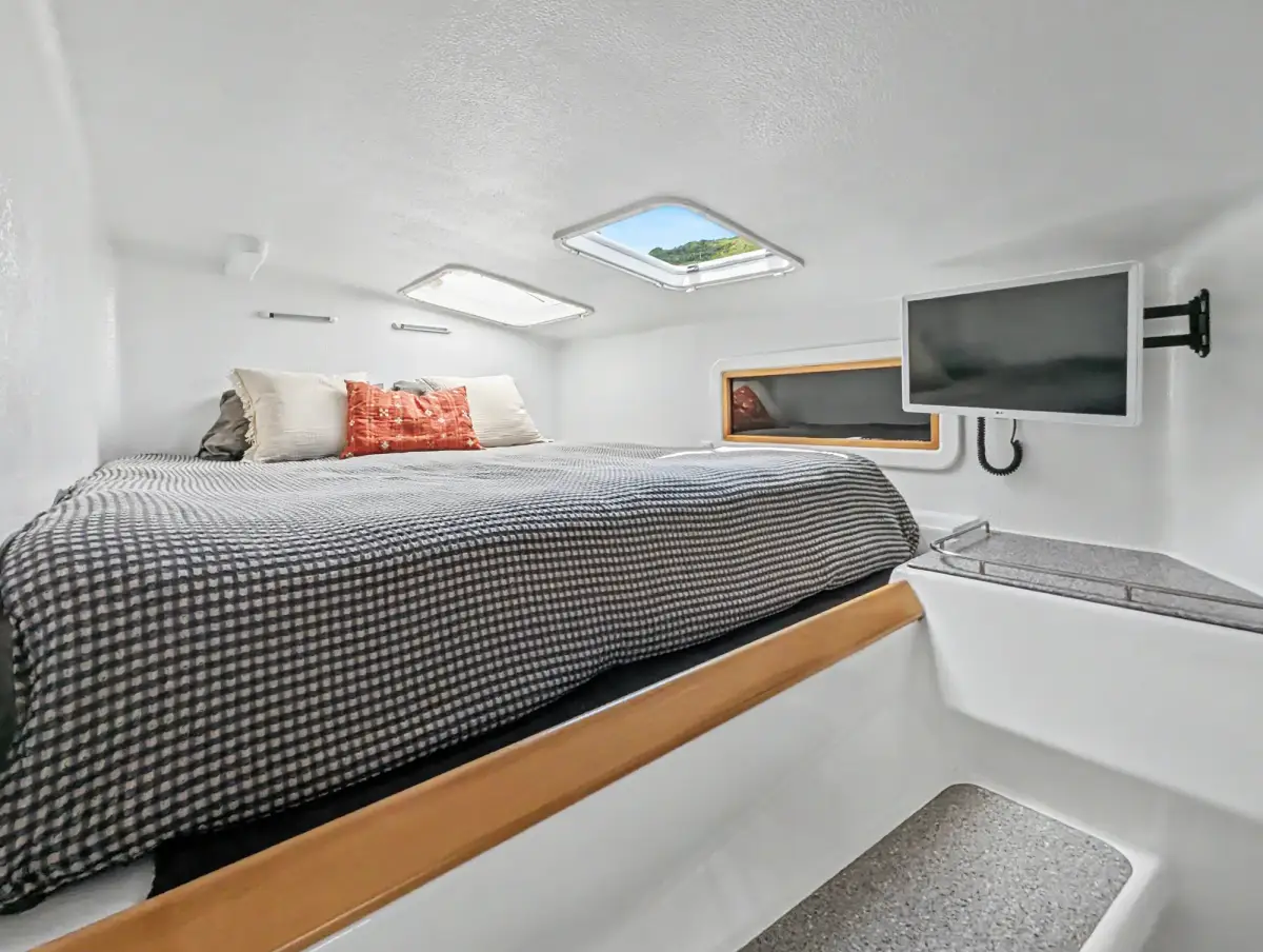 S/V Tropicalia — Voyage 500 catamaran