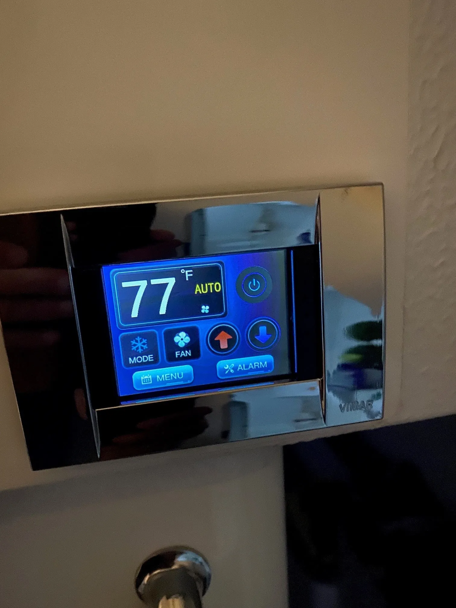 Air Conditioning — 12V and 110V Mabru