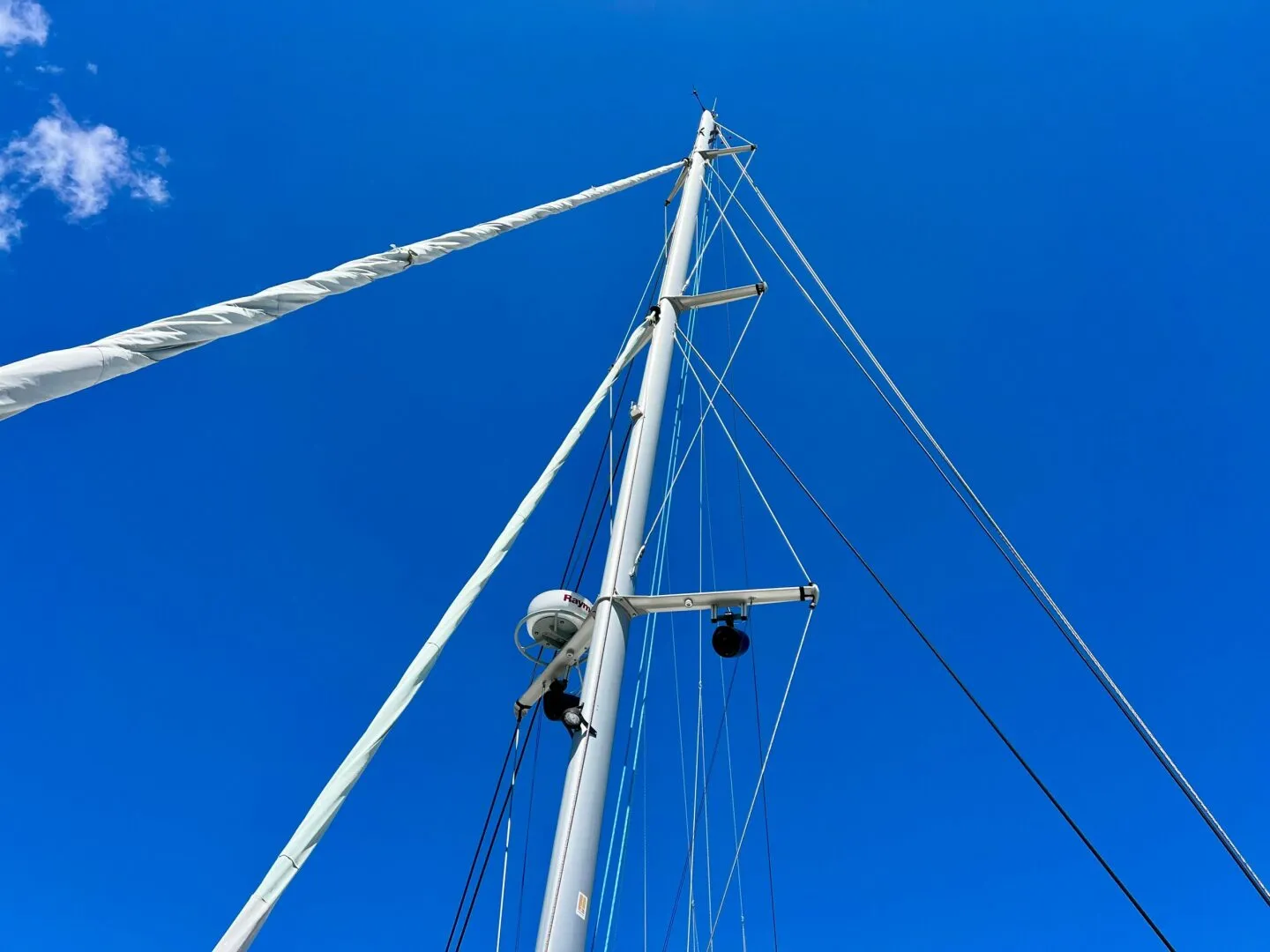 Mast & Standing Rigging